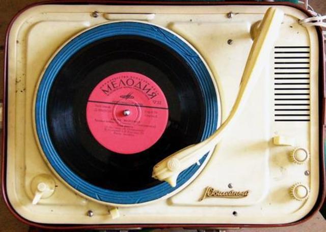 Electrophone ou tourne disque