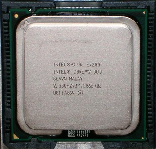 Intel Core 2 Duo Intel Core 2 Duo extreme Intel Xeon Dual-Core Intel Quad-Core Xeon Intel Quad-Core2 exteme Velocidad inicial del reloj: 2.93 GHzBus de datos: 64 bits