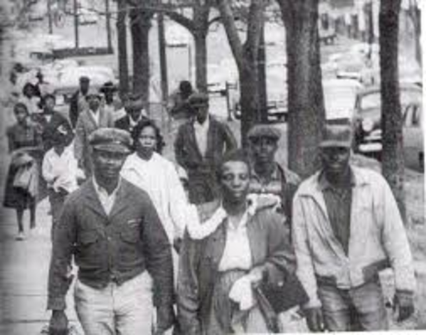 Martin Luther King Jr. organizes the Montgomery Bus Boycott