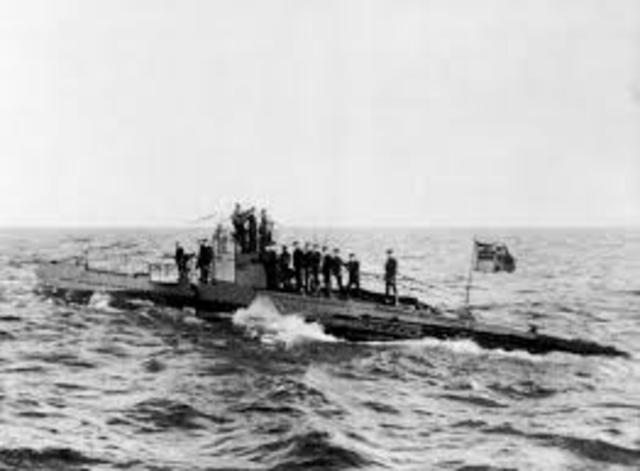 Alemania intensifica la guerra submarina.