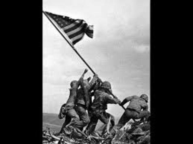 EEUU declara la guerra a Alemania.