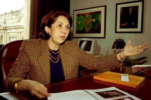 DOS PERIODISTAS RECORRIERON EL CAMINO DE LA EXMINISTRA, VÍCTIMA DE LAS FARC.