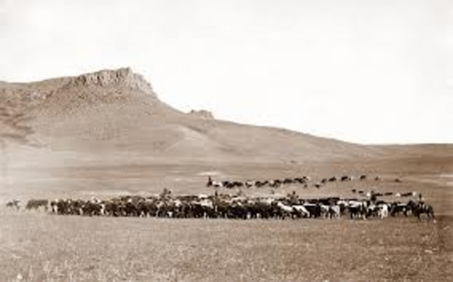 White settlers drift into the area.