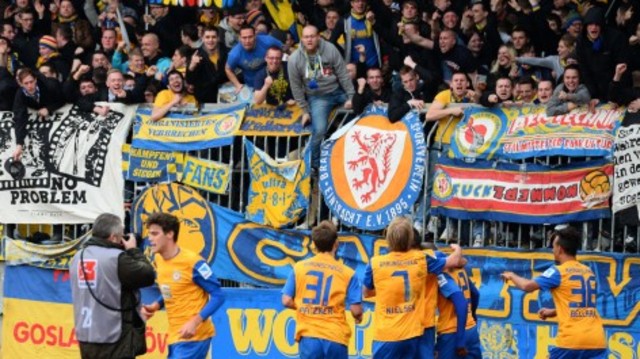 21. Spieltag: Überraschungssieg gegen den HSV