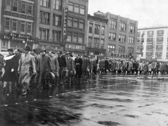 US invokes first peacetime draft