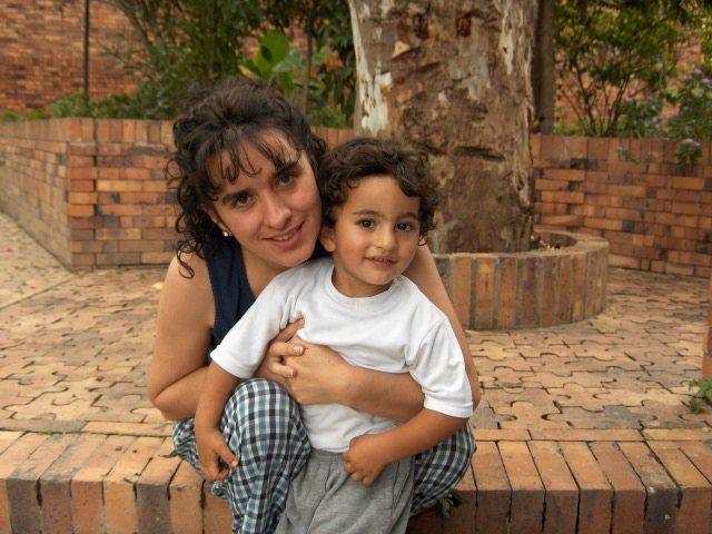 FESTEJANDO EL CUMPLEANOS DE ESTEBAN