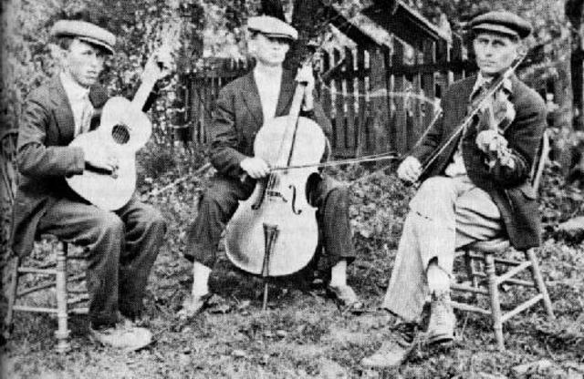 Music industry scrambles to record folk singers