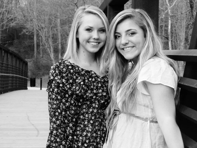 Taking pics with my friend!