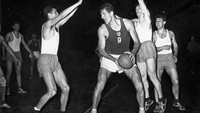 The twelfth European basketball championship, Eurobasket 1961, is won by Soviet Union.