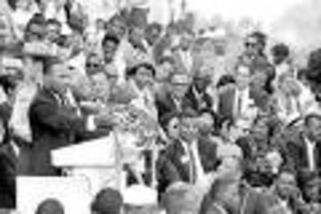 King and other MIA representatives meet with white leaders