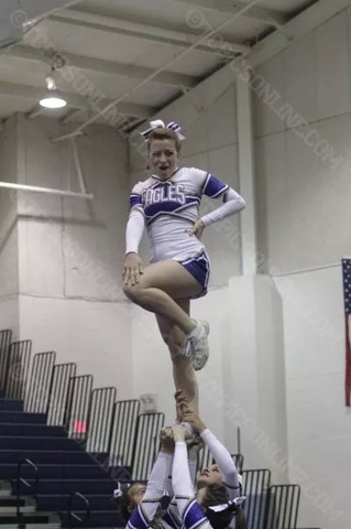 My first Cheer competiton at etowah!