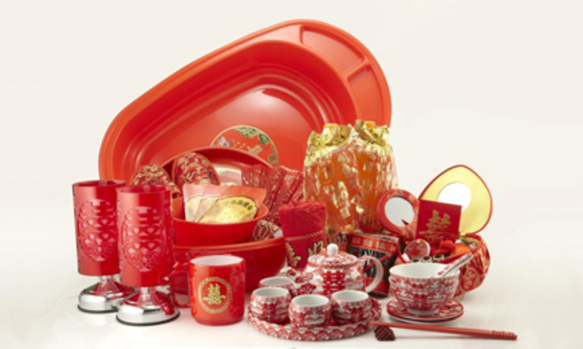 Bride's Family Sends Gifts to Groom's Family