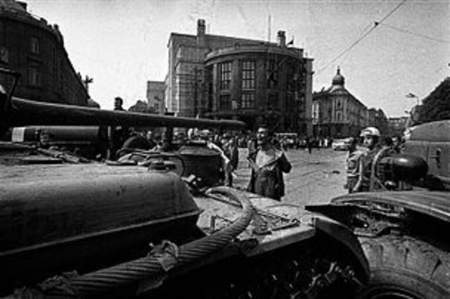 Warsaw Pact Invades Czechoslovakia - Smith