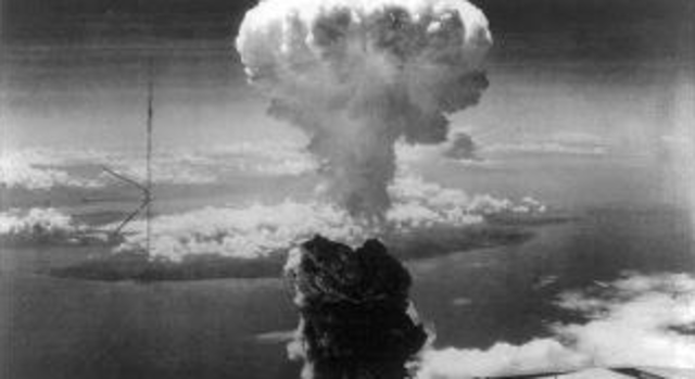 Atomic bomb dropped on Hiroshima and Nagasaki