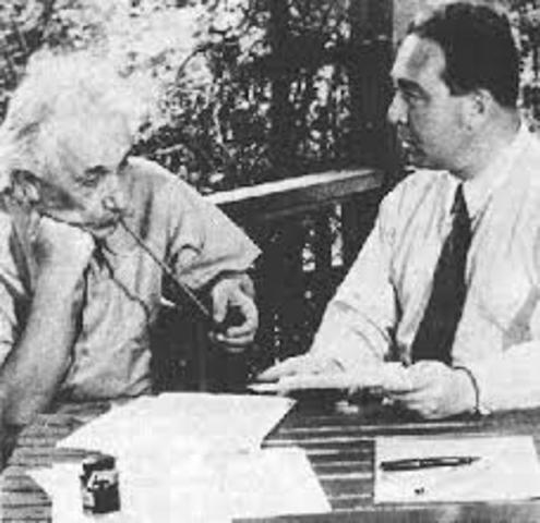 Albert Einstein and Enrico Fermi flee to the United States