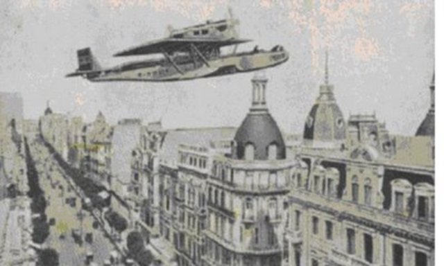 Gaña un concurso de narración sobre o Plus Ultra