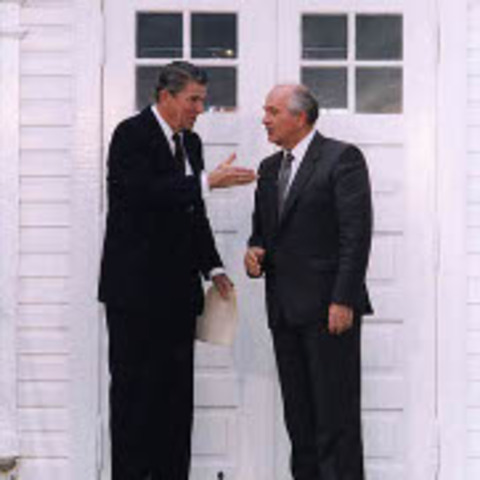 First Meeting to Bring an End to Nuclea Weaponry