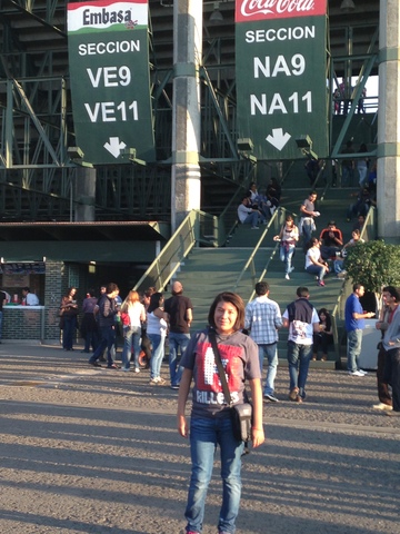 I at the concert of The Killers. Best day everrr,