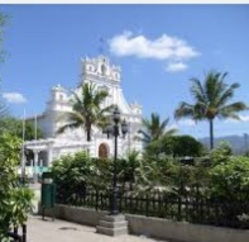 Viaja a Baja Verapaz con sus padres