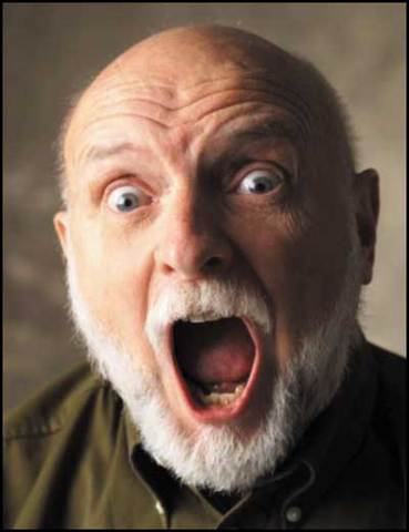 Sedebat prope viam Appiam et videbat viam.  “Non possum advenire ad urbem tribus diebus!”  exclamat Iacobus.