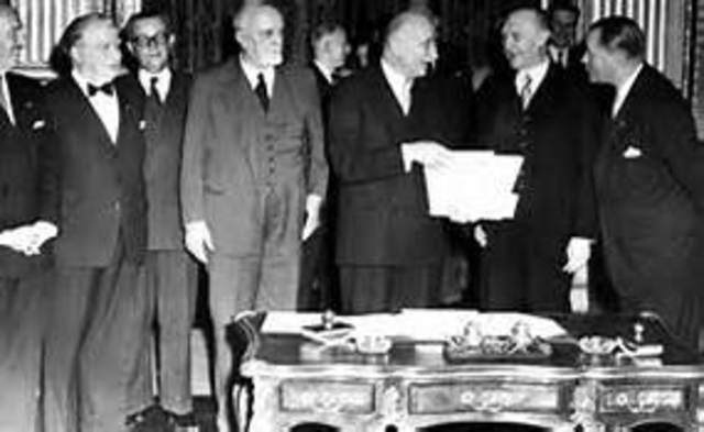 Nazi Germany and Italy sign a treaty