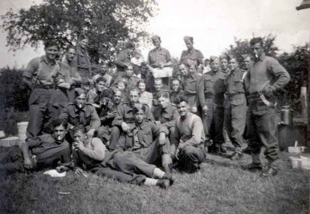 US and Briatin troops land in sicily, Take control.