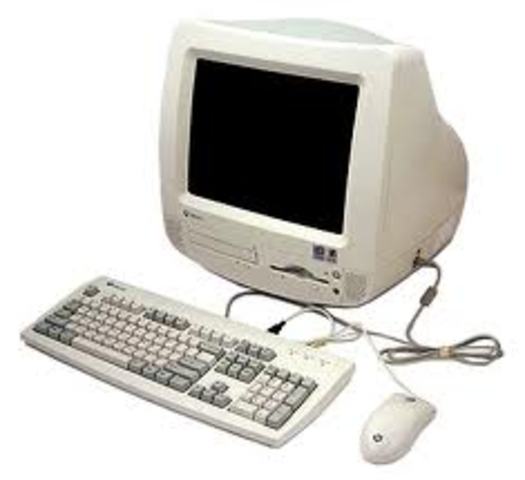 Picture of 2000 Desktop Computer