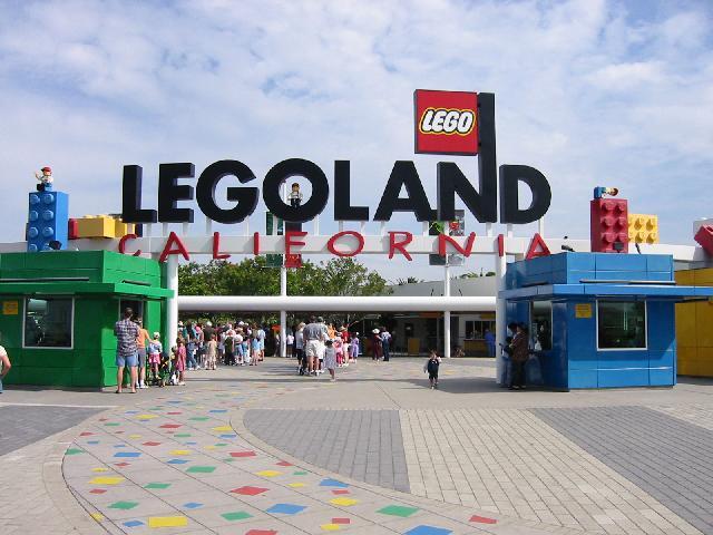 Legoland California Resort opened