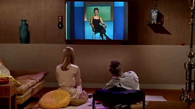 Guy's wife attempts suicide