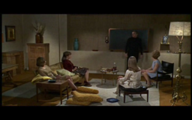 Montag reads to his wife's friends