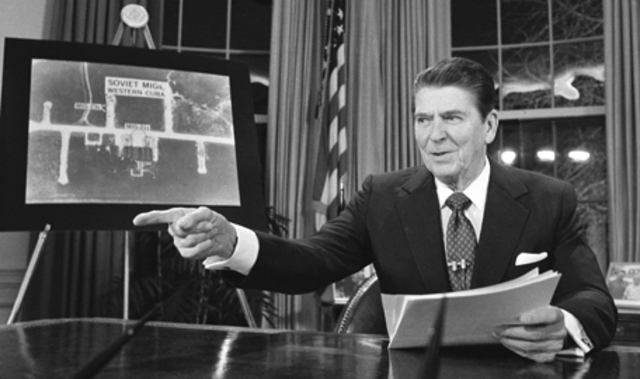 Reagan proposes Star Wars