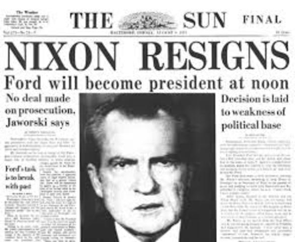 Nixon resigns after Watergate scandal