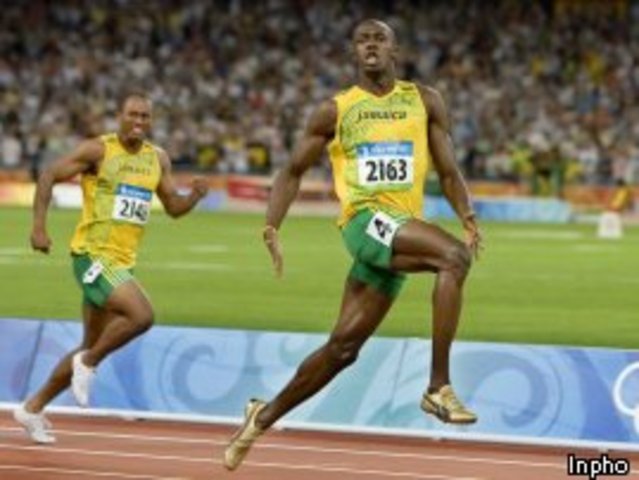 Bolt 100m gold