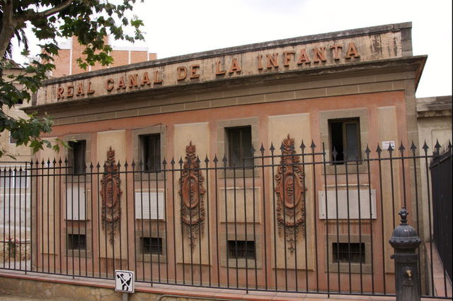 molins de rei adopta el títol de Vila