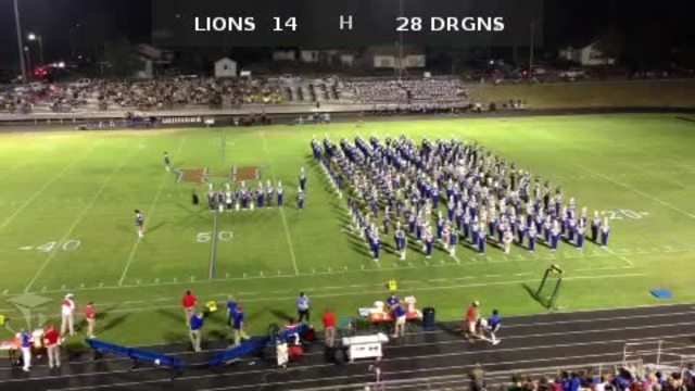 Participé en me primero partido de fútbol con banda de música en seis de septiembre en dos mil trece.