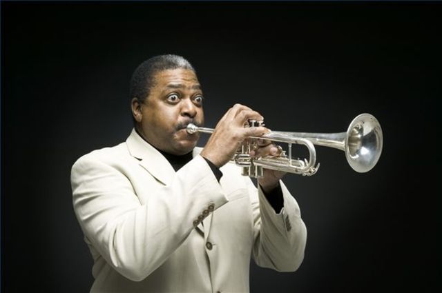 Recibí cuarta silla en región de trompetas el quince de diciembre, dos mil doce.