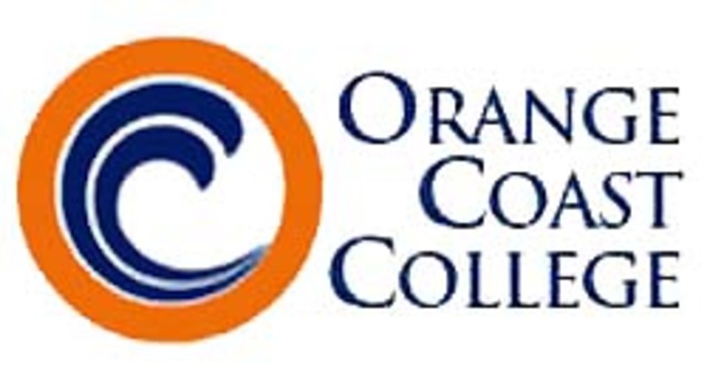 asistido universidad al Colegio Orange Coast 2022
