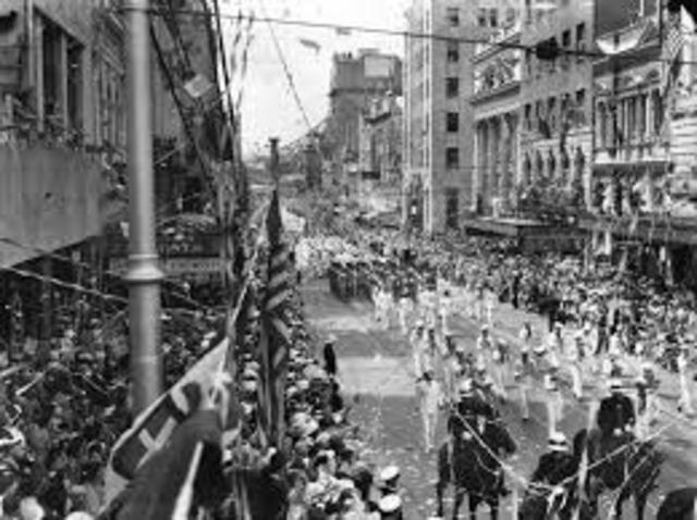 first American troops arrived at Brisbane
