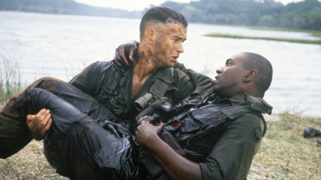 Forrest saves the members of his platoon in battle