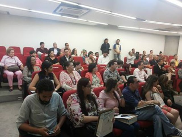 TRABAJO SOCIAL CRÌTICO