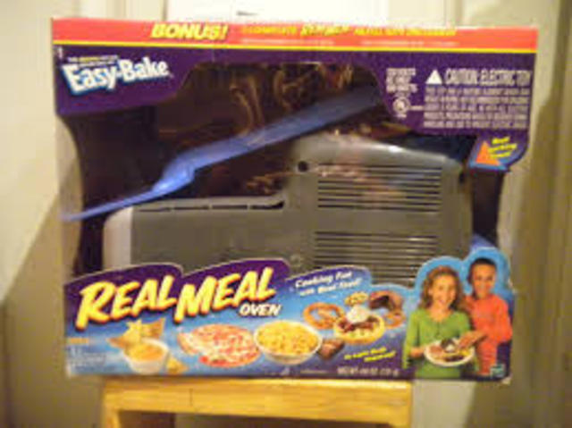Easy Bake Oven Turns 40!