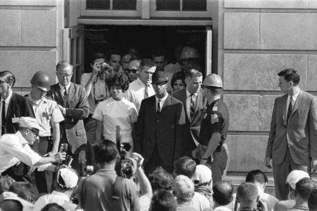 Desegregation of University of Alabama