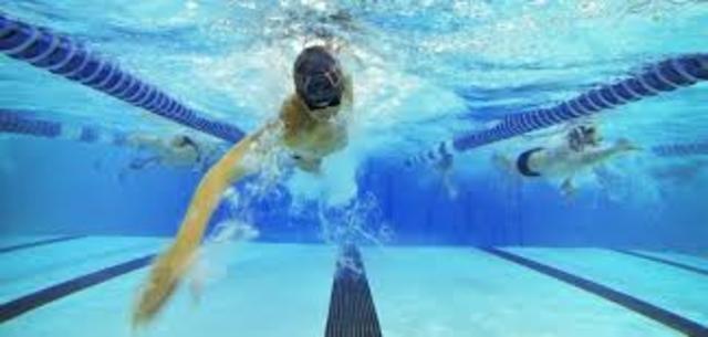 Set School record in the 500 free