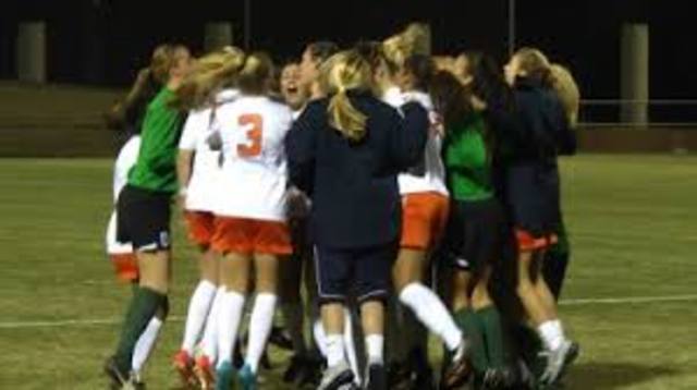 Hice el equipo secundario de futbol de Henderson escuela secundaria