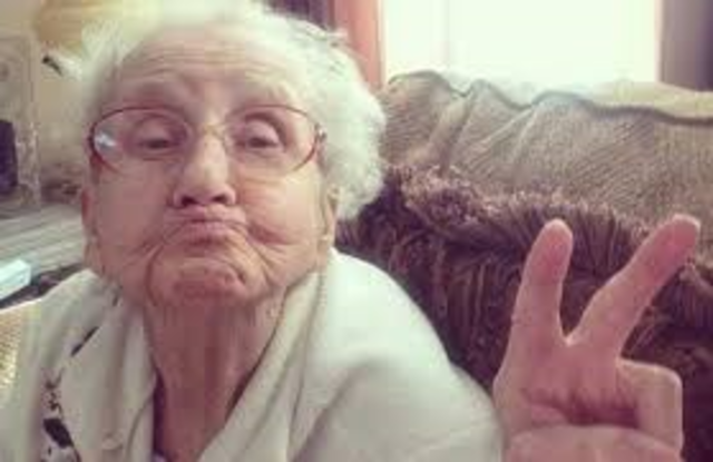 ma grand mère est nee