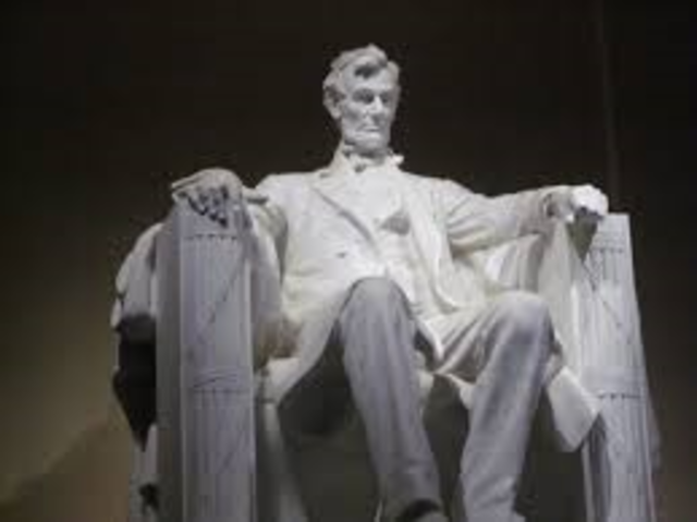 Lincoln Memorial is dedicated