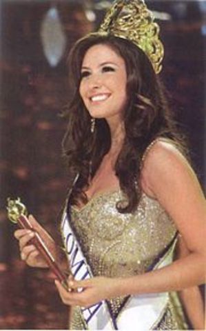 Presentes en el Reindado Nacional de belleza