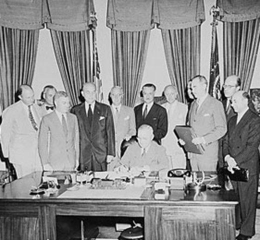 Race riot in Detroit and Harlem