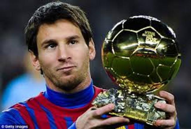 LIONEL MESSI BALLON GOLD