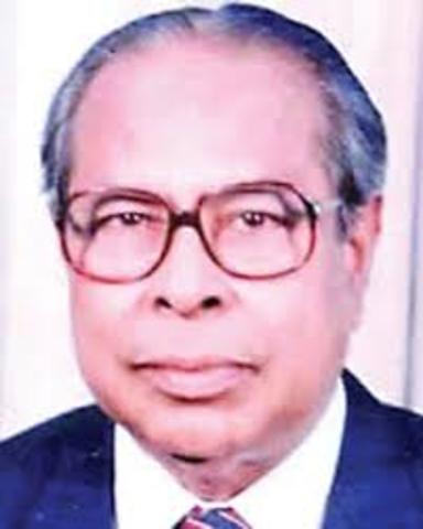 Awami League politician Shah AMS Kibria is killed in a grenade attack.